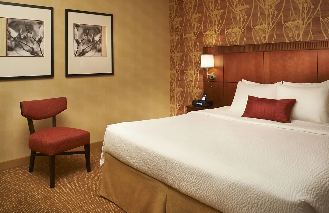 Courtyard By Marriott Chicago Naperville-1