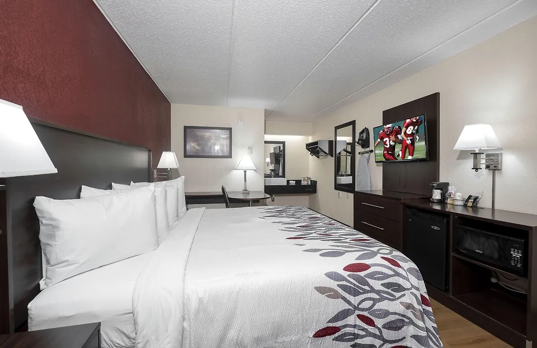 Red Roof Inn Champaign - University-1