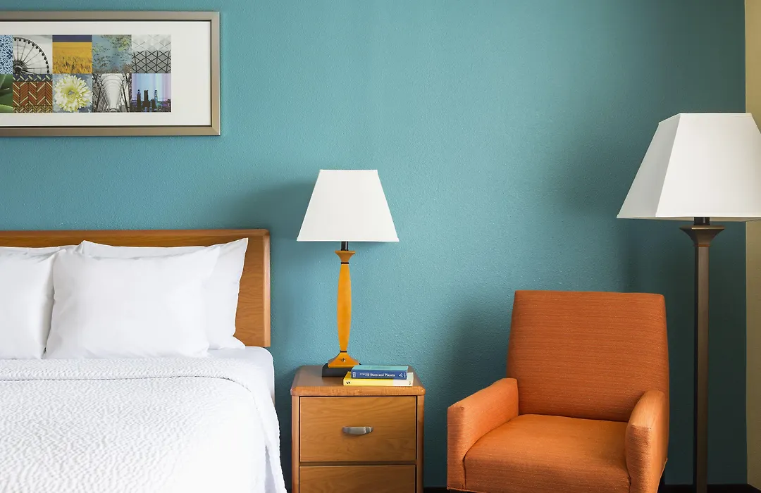 Fairfield Inn Muncie-1