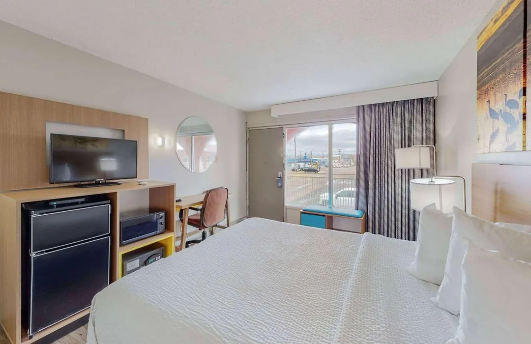 Days Inn By Wyndham Socorro-1