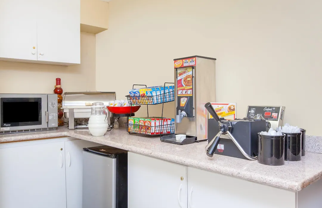 America'S Best Value Inn & Suites Bakersfield Central-1