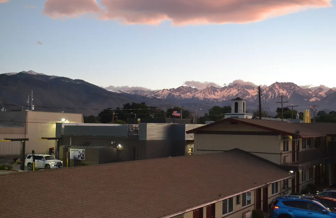 Quality Inn Bishop Near Mammoth-1