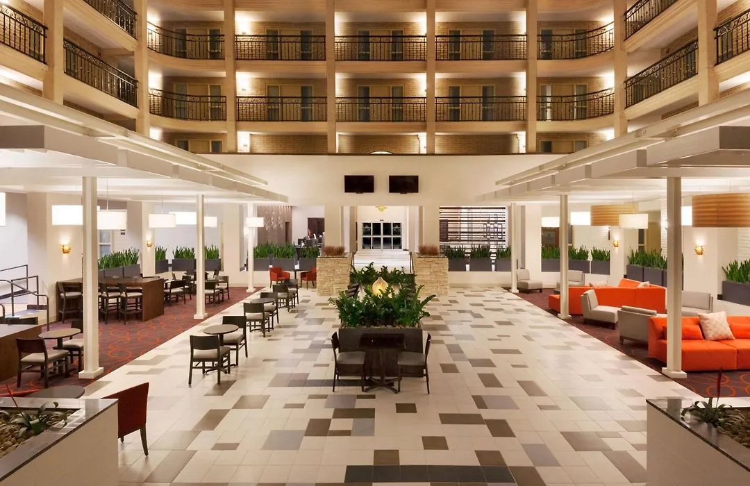 Embassy Suites Baton Rouge-1