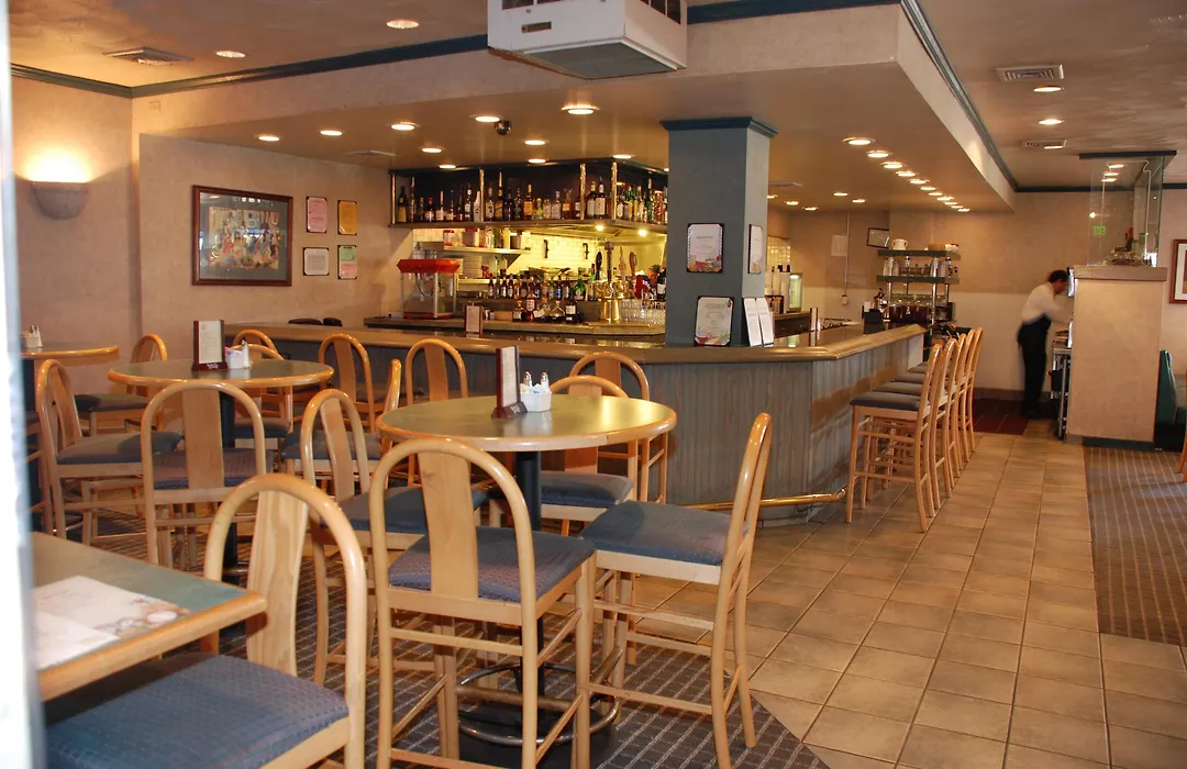 Oakland Airport Executive Hotel-1