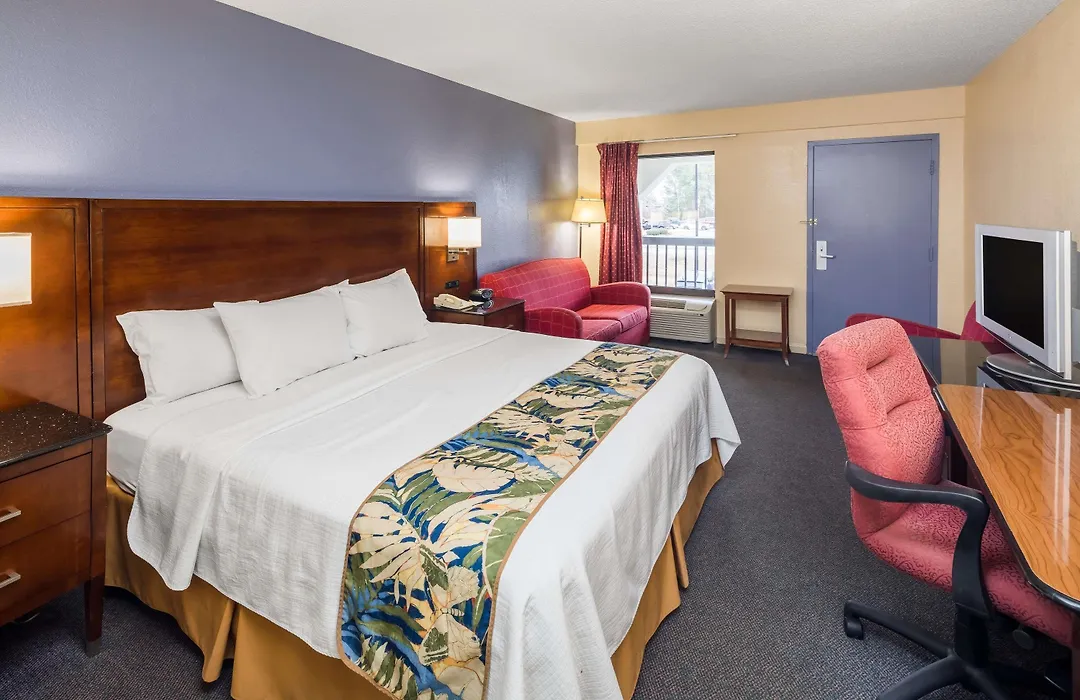 Days Inn By Wyndham Walterboro-1