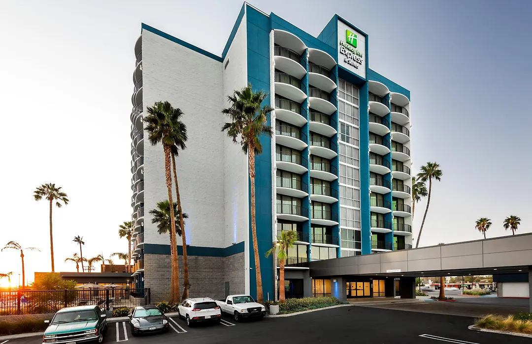 Holiday Inn Express & Suites Santa Ana - Orange County By Ihg-1