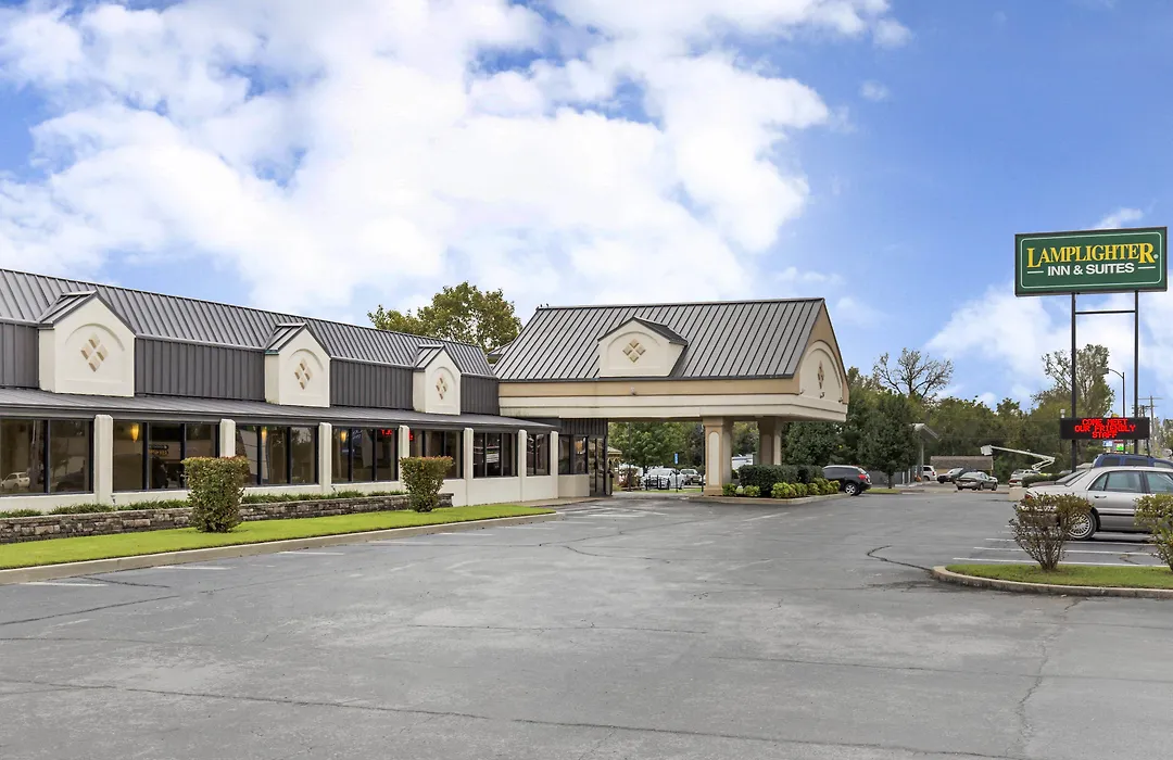 Days Inn By Wyndham Pittsburg Ks-1