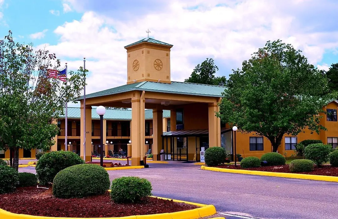 Executive Inn Opp-1