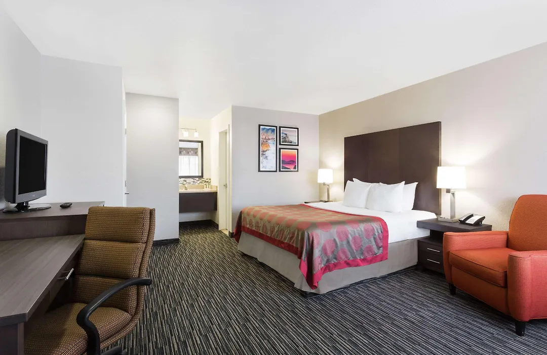Ramada By Wyndham Monterey-1