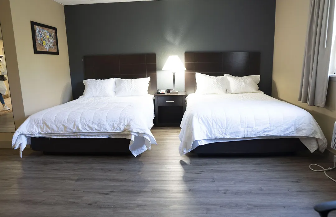 Econolodge Framingham-Boston-1