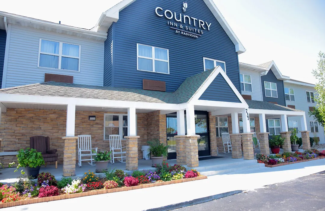 Country Inn & Suites By Radisson, Sparta, Wi-1