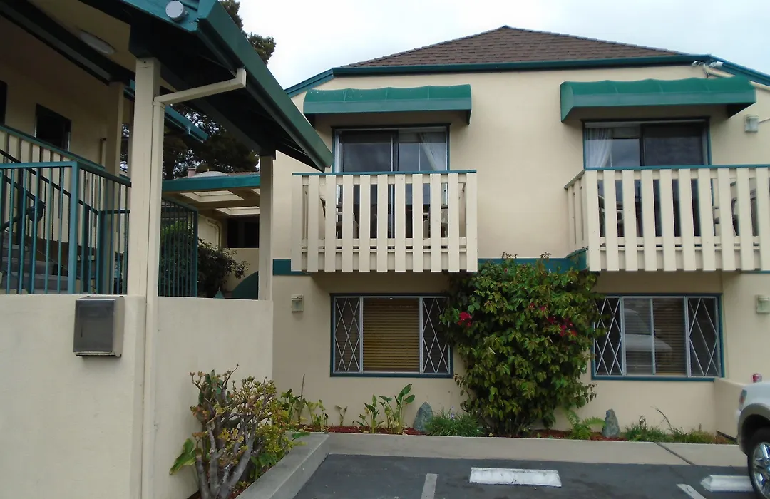 Scottish Fairway Inn-1