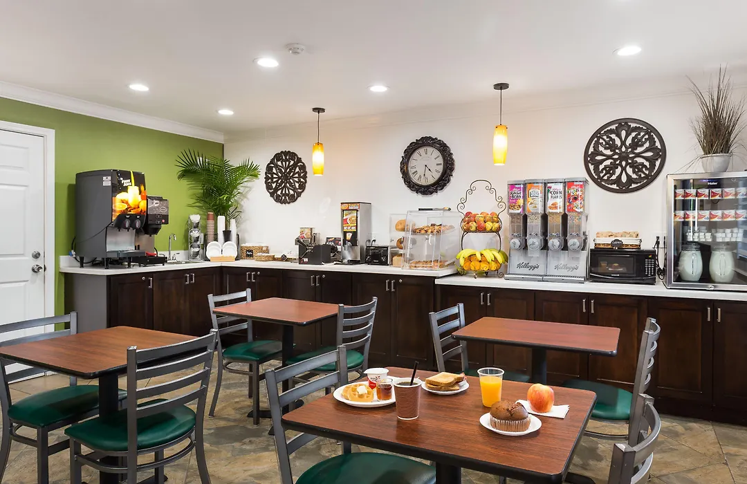 Rodeway Inn San Jose Hwy-101 Tully Rd Exit-1