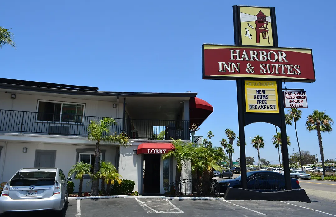Harbor Inn & Suites Oceanside Marina Camp Pendleton-1