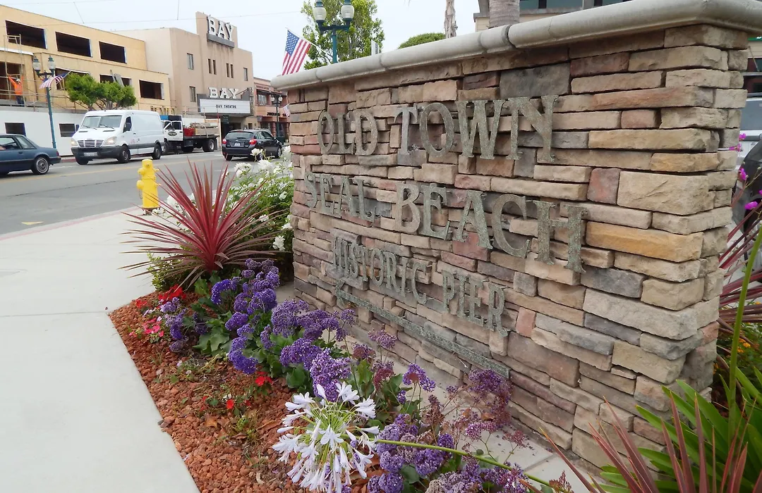 The Pacific Inn-1