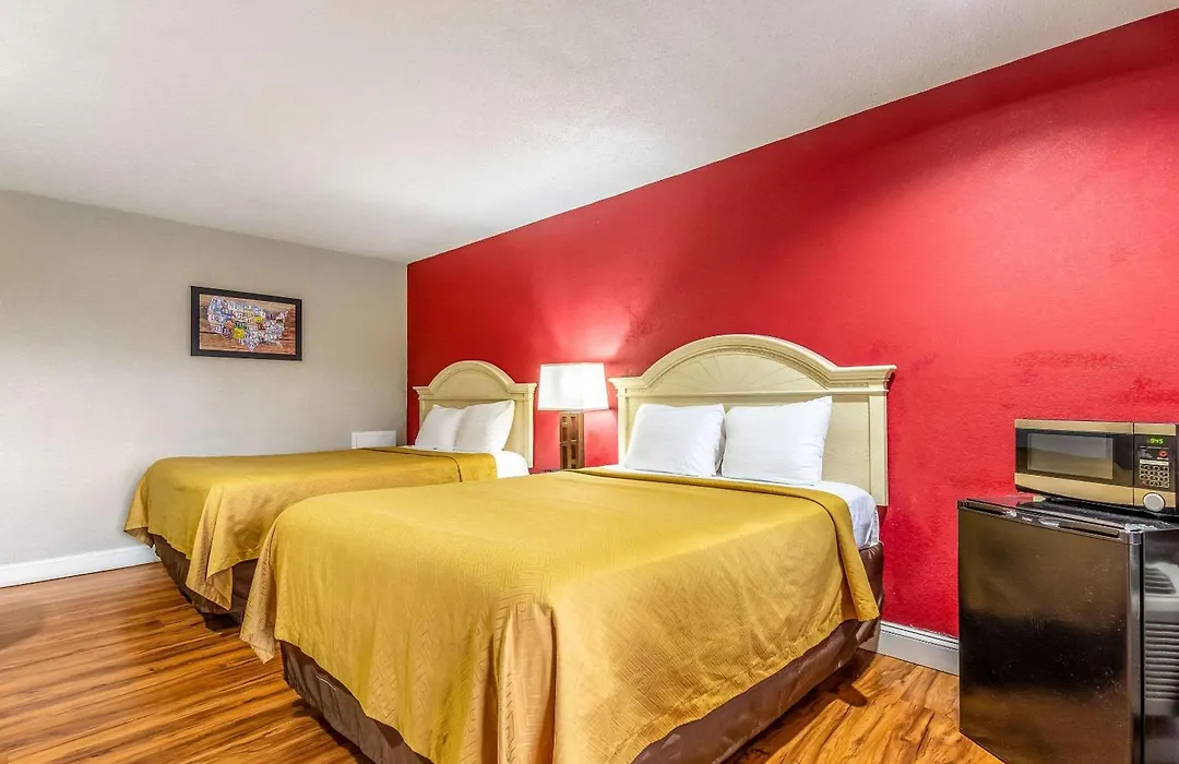 Econo Lodge Berea-1