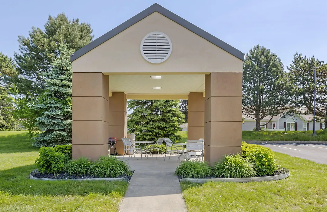 Quality Inn & Suites Sandusky-1