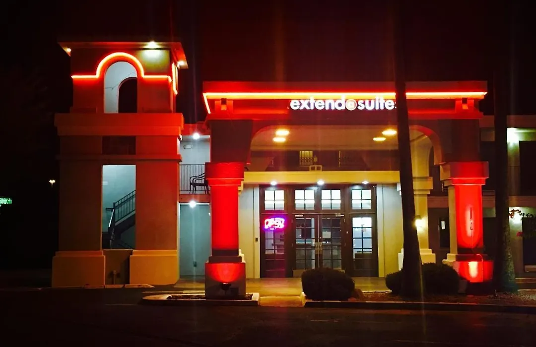 Extend-A-Suites Phoenix-1