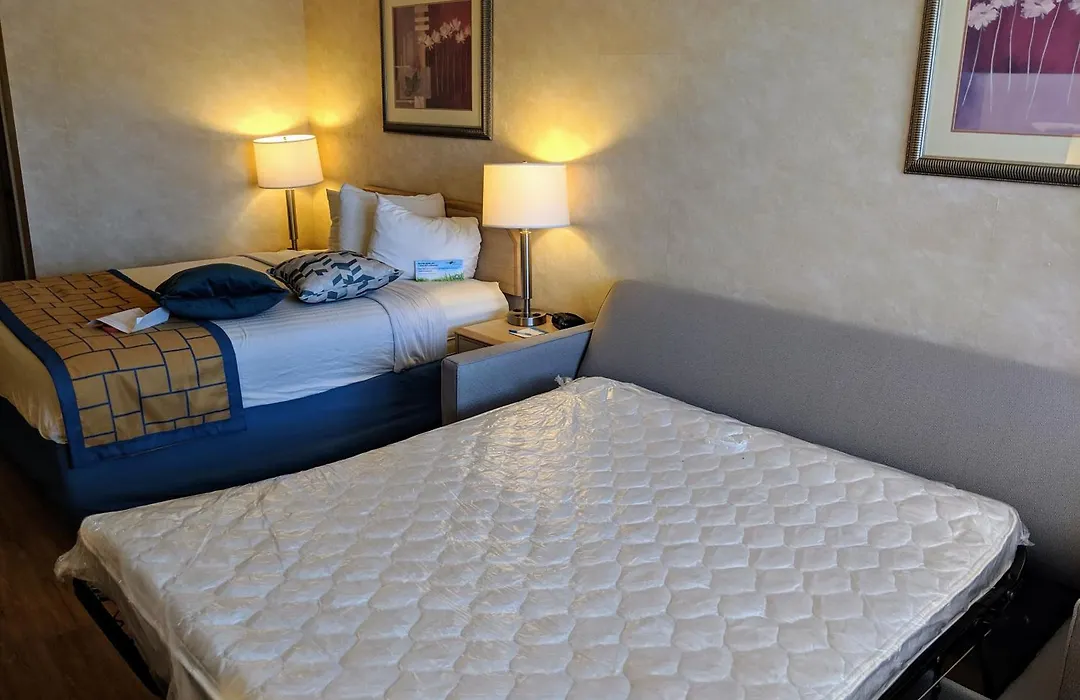 Days Inn By Wyndham Bullhead City-1