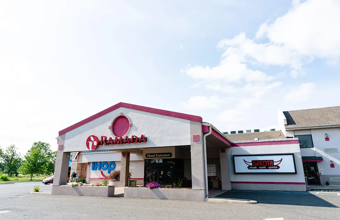 Ramada By Wyndham Vineland Millville Area-1