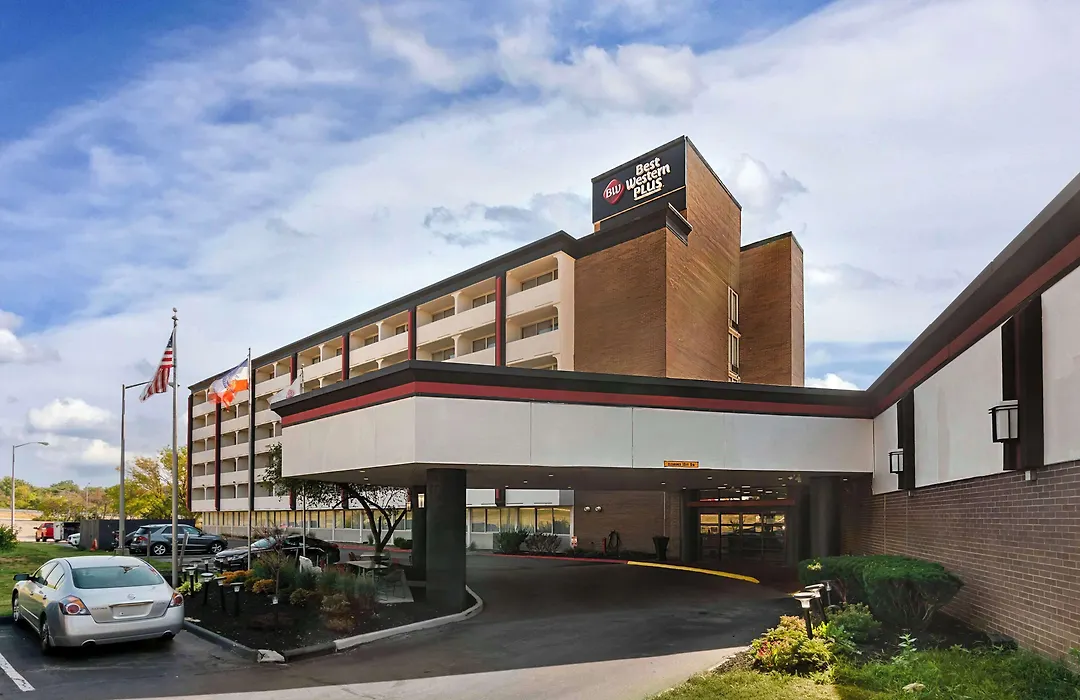 Best Western Plus Kansas City Sports Complex Hotel-1