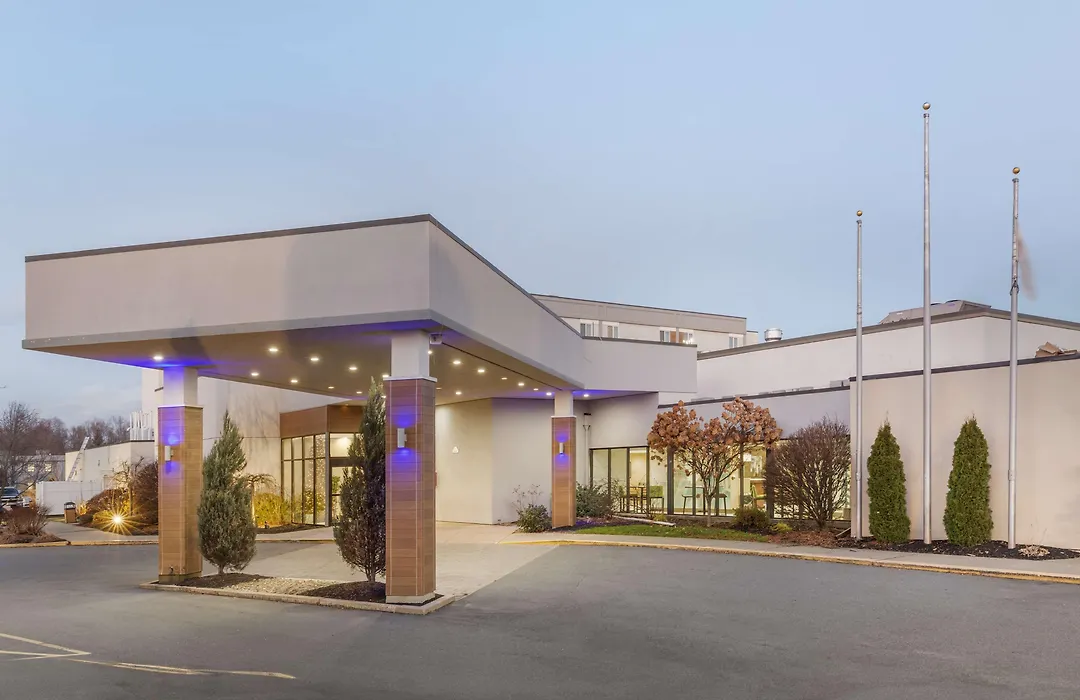 Best Western Plus New Englander-1
