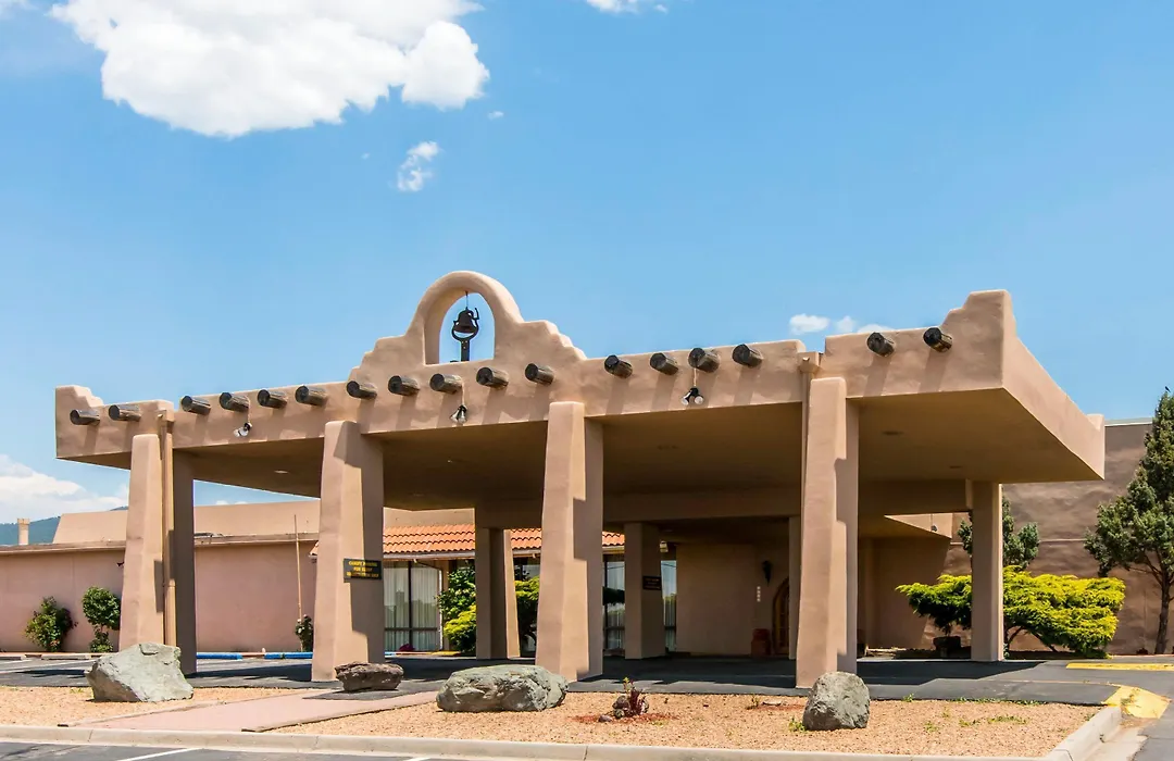 Quality Inn Taos-1