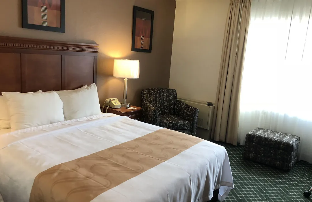 Quality Inn Colchester - Burlington-1