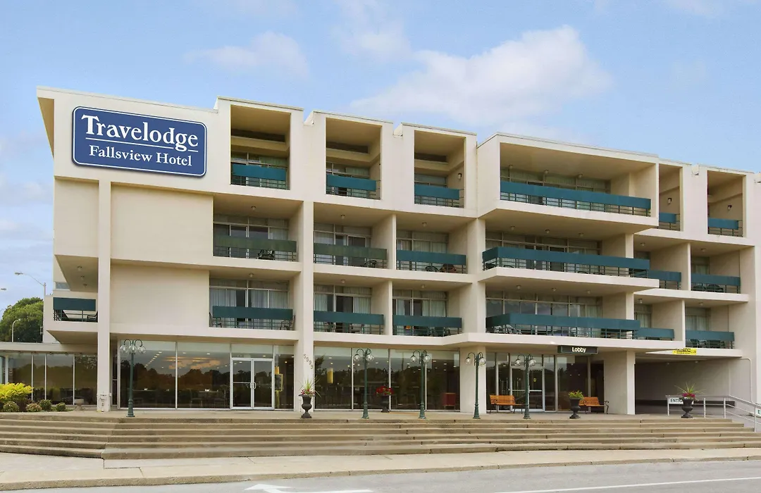 Travelodge By Wyndham Niagara Falls Fallsview-1
