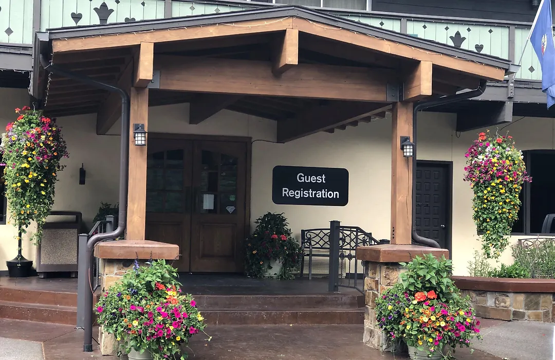 Best Western Tyrolean Lodge-1