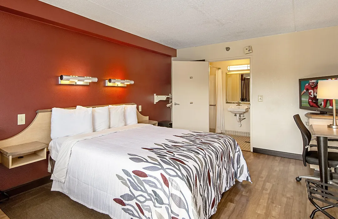 Red Roof Inn Akron-1