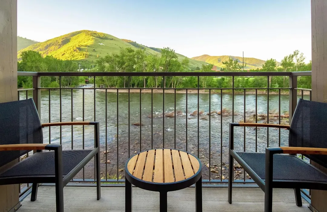 Edgewater Missoula, Tapestry Collection By Hilton-1