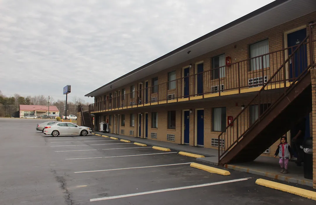 Americas Best Value Inn - Fredericksburg North-1