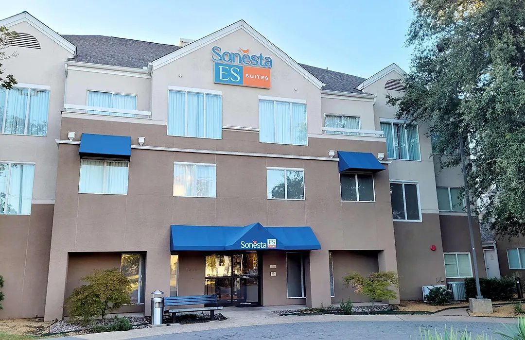 Sonesta Es Suites Dallas Medical Market Center-1