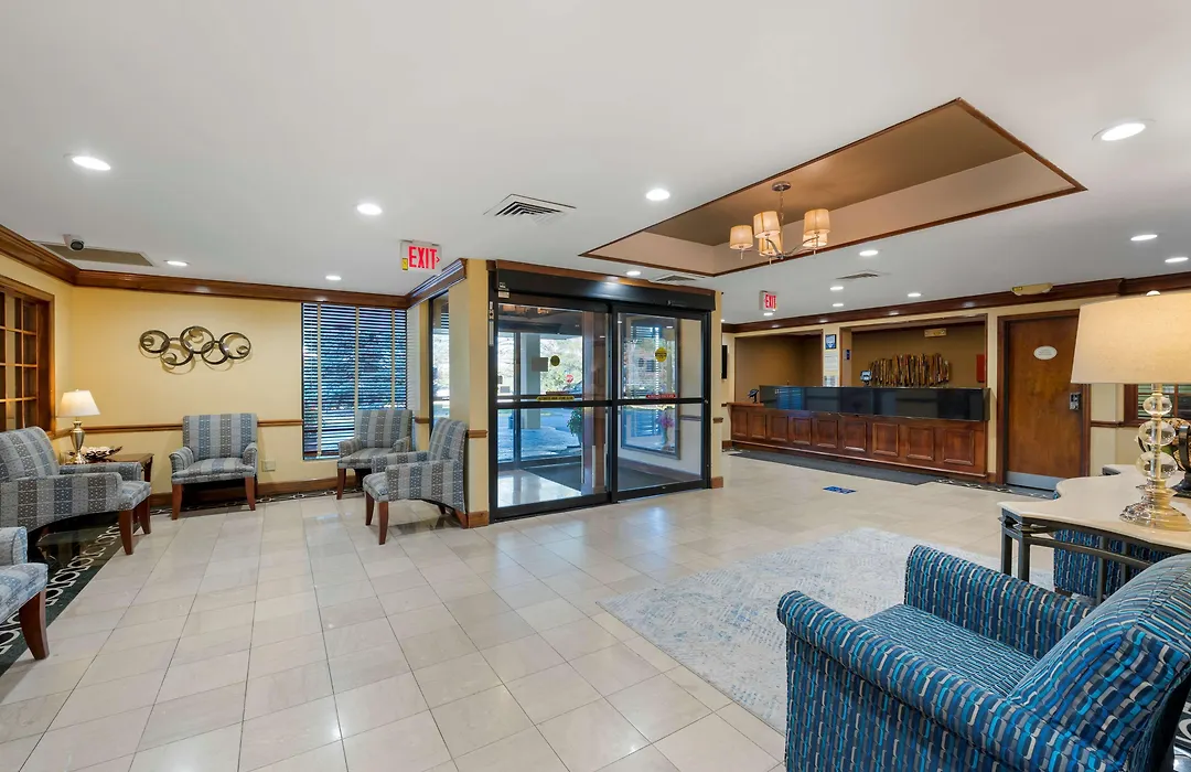 Best Western Louisville East Inn & Suites-1