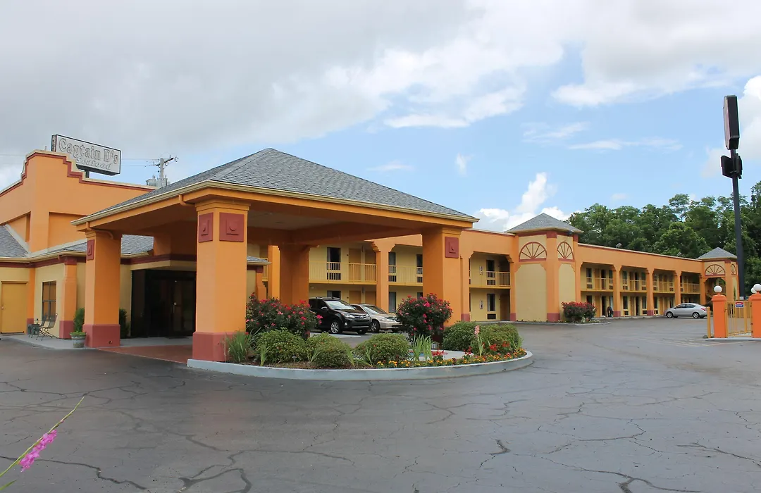 Howard Johnson By Wyndham Vicksburg-1