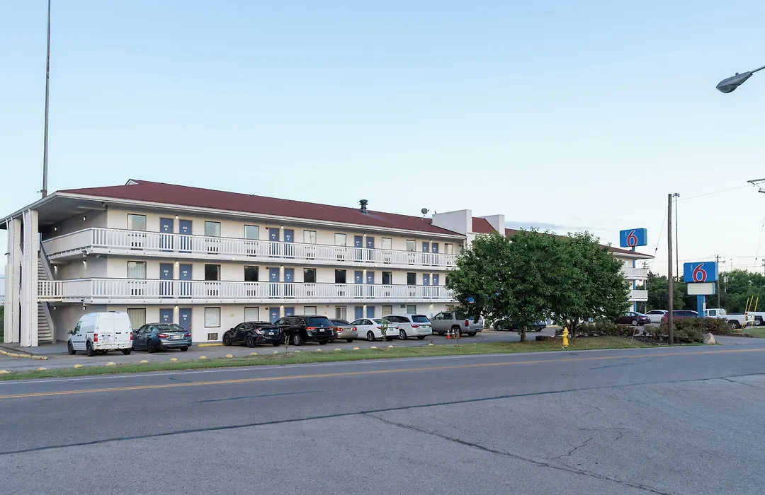 Motel 6-Cincinnati, Oh-1