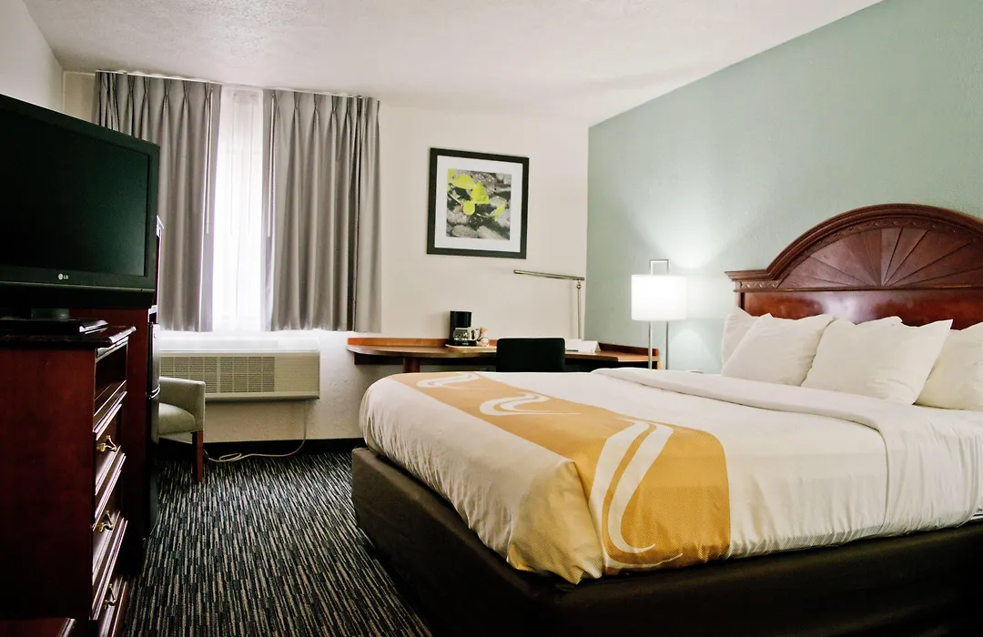 Quality Inn Alexis Rd-1