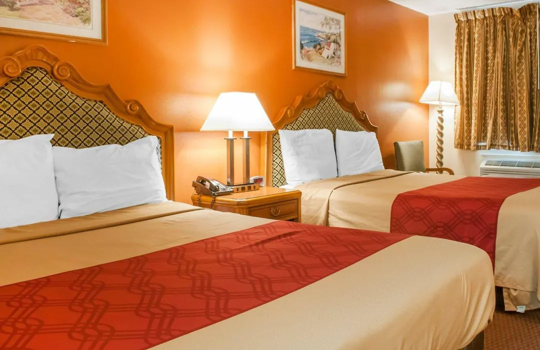 Econo Lodge Hobbs-1