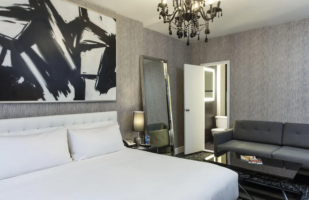 Square Hotel At Times Square-1