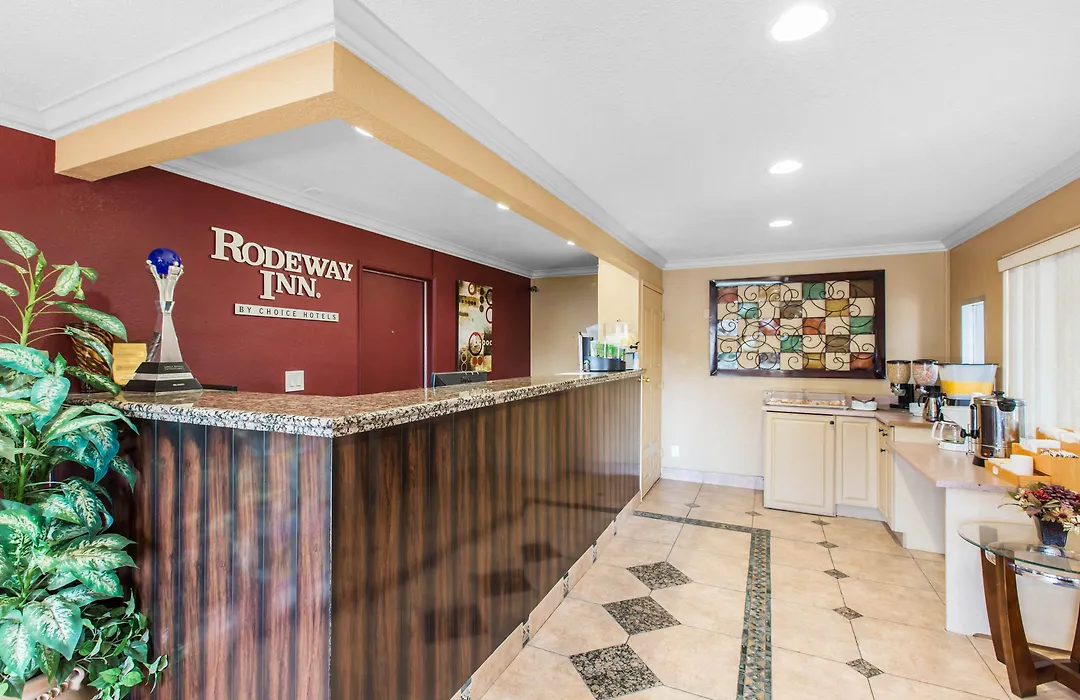 Rodeway Inn Escondido Downtown-1