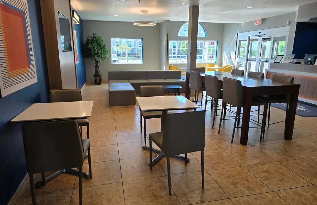 Microtel Inn & Suites By Wyndham Bluffs-1