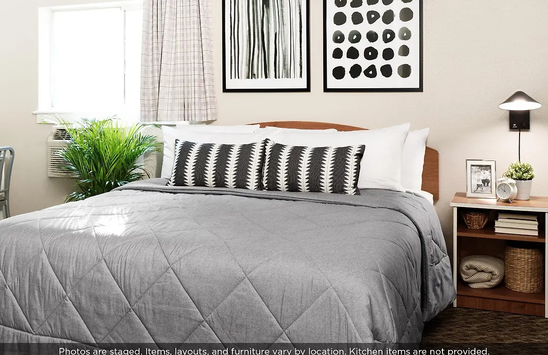 Intown Suites Extended Stay Select Denver - Aurora South-1