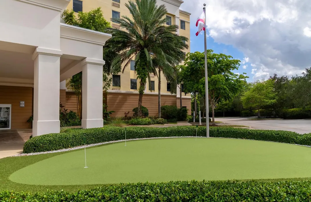 Hampton Inn And Suites Coconut Creek-1