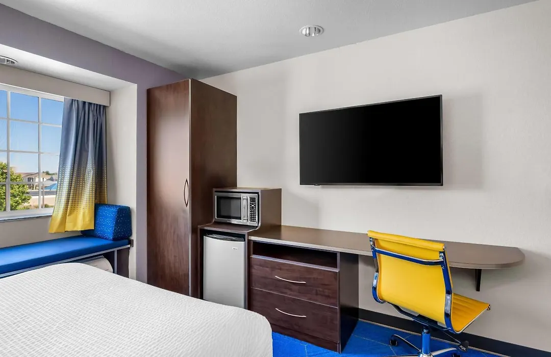 Microtel Inn & Suites By Wyndham Conway-1