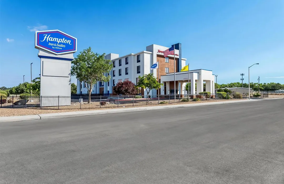 Hampton Inn & Suites Farmington-1