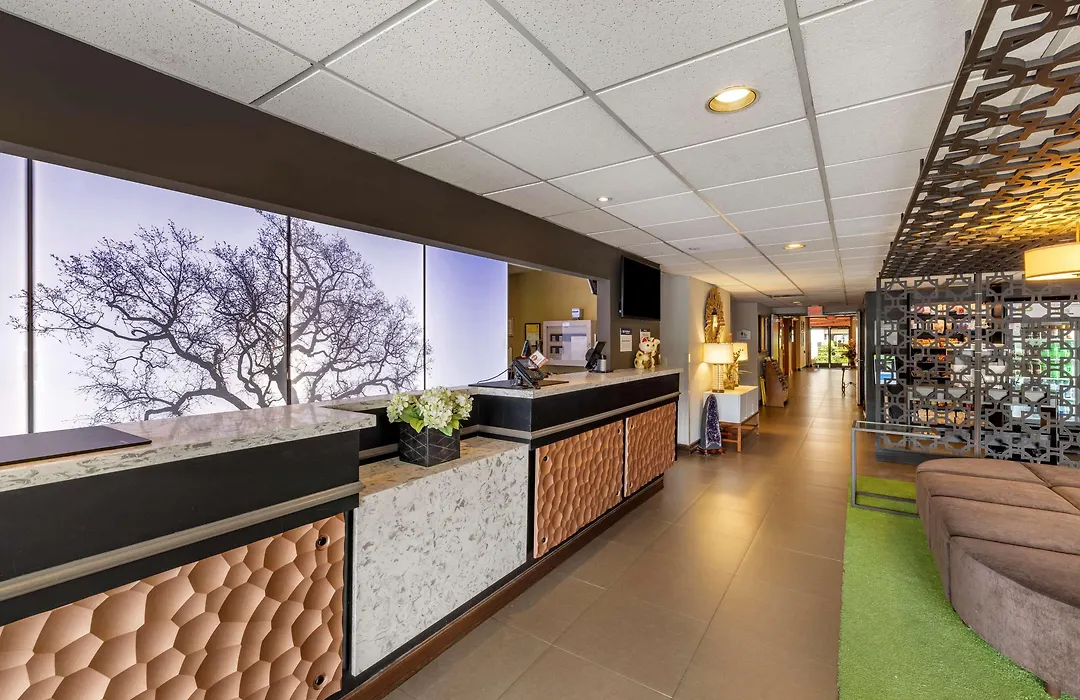 Best Western Plus Thousand Oaks Inn-1