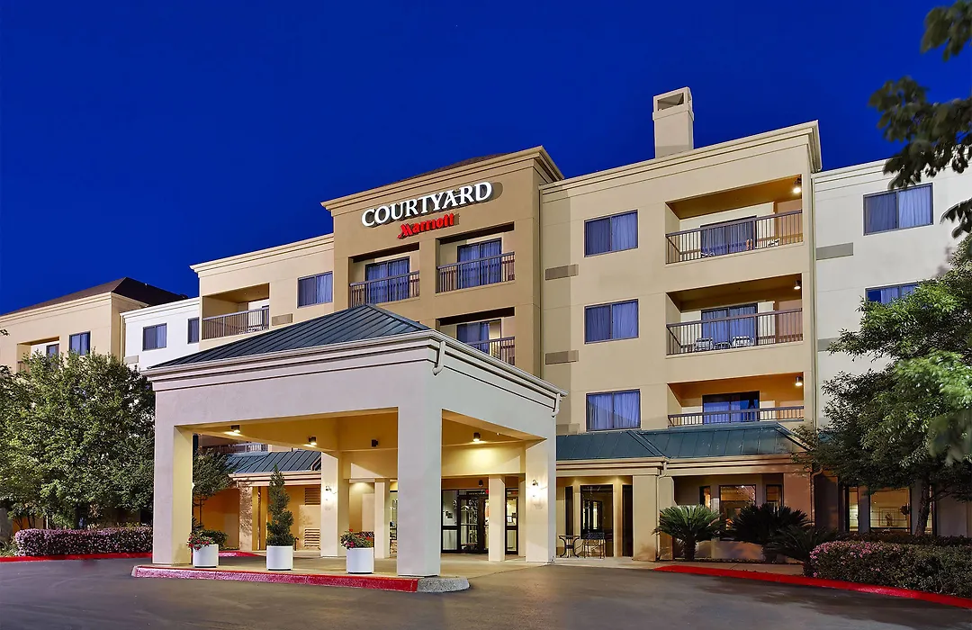 Courtyard Austin South-1