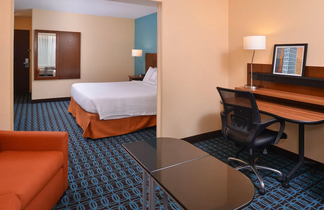 Baymont By Wyndham St Charles-1