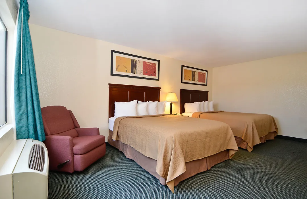 Quality Inn San Diego I-5 Naval Base-1